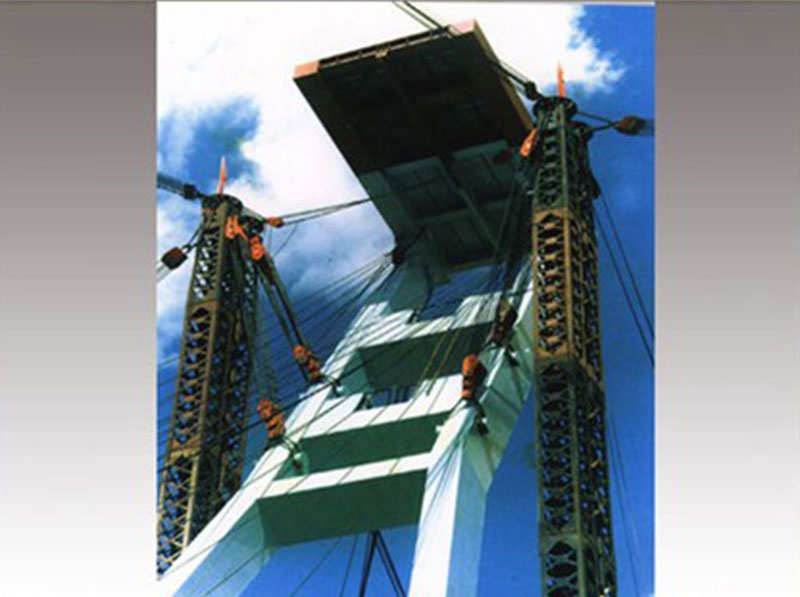 The application of the super special block pulley is the first new mine auxiliary shaft in China.